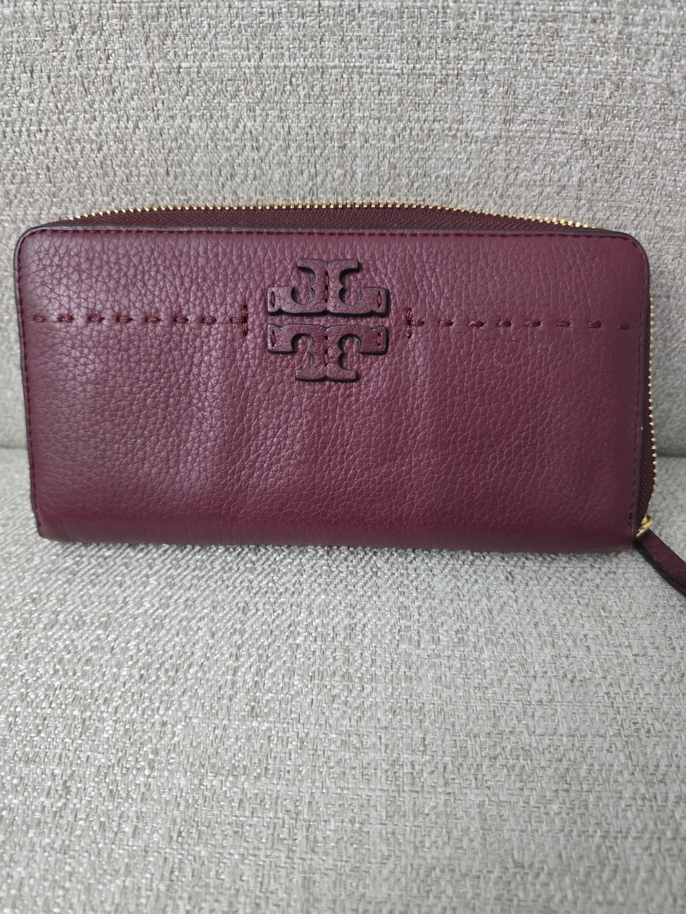 Tory Burch McGraw Leather Zip Continental Wallet - Imperial Garnet Berry VGUC